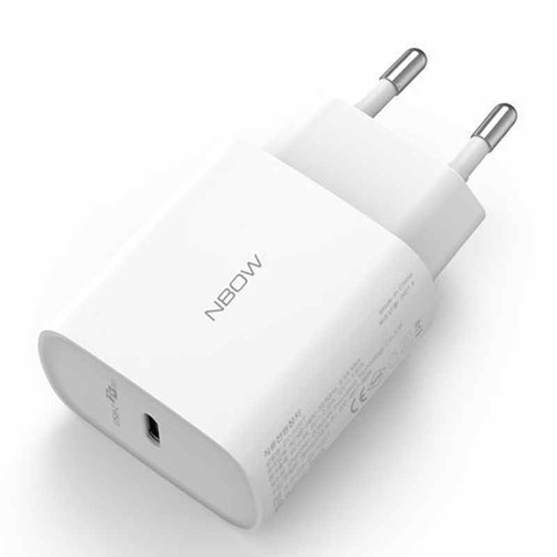 USB-C & USB-A Fast Charger (Free Voltage)